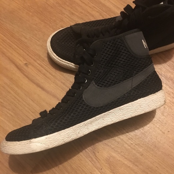 Retro Nike high top shoes!! - Picture 6 of 7